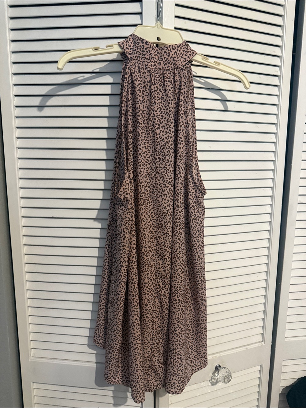 Sleeveless High-Neck Leopard Print Dress - Mauve